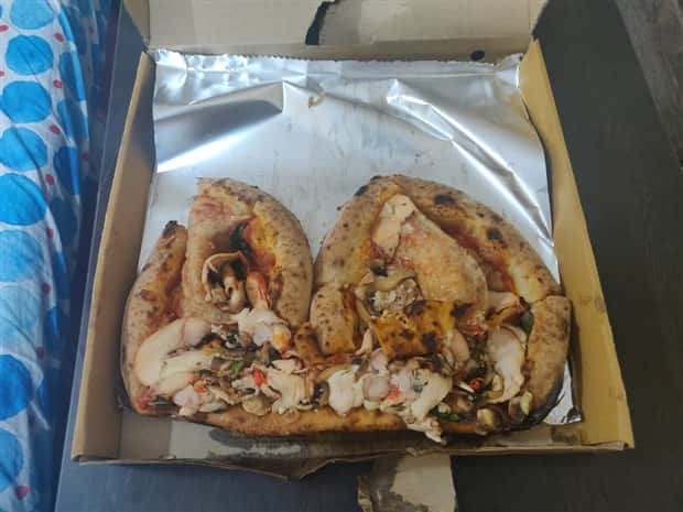 30 Pizza Fails That Hit Hard (30 photos)