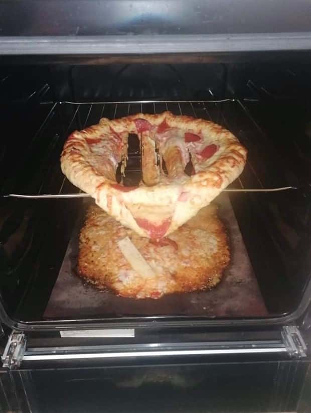 30 Pizza Fails That Hit Hard (30 photos)