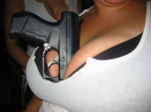 Hot Girls with Guns #19 (22 photos)