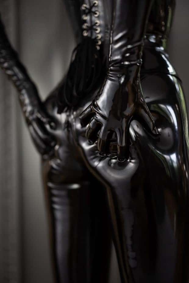 Hot Girls in Latex and Leather #62 (21 photos)