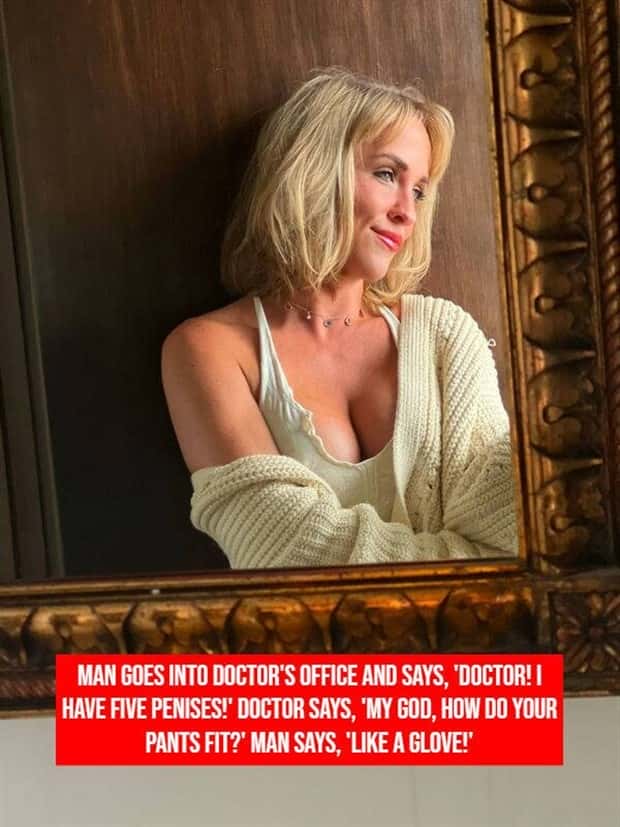 Hot Girls Featuring Jokes #13 (21 photos)