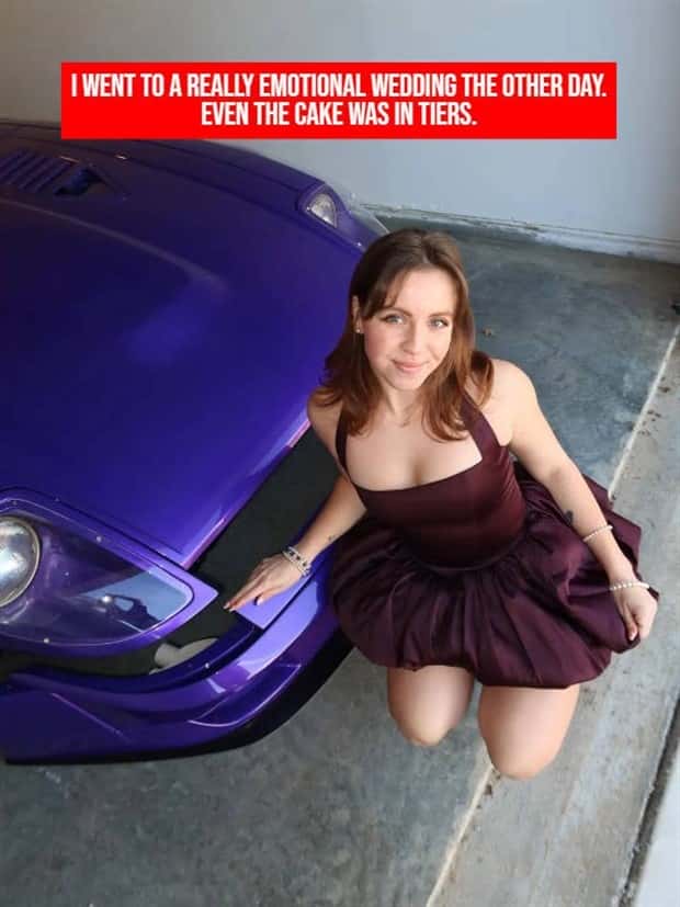 Hot Girls Featuring Jokes #13 (21 photos)