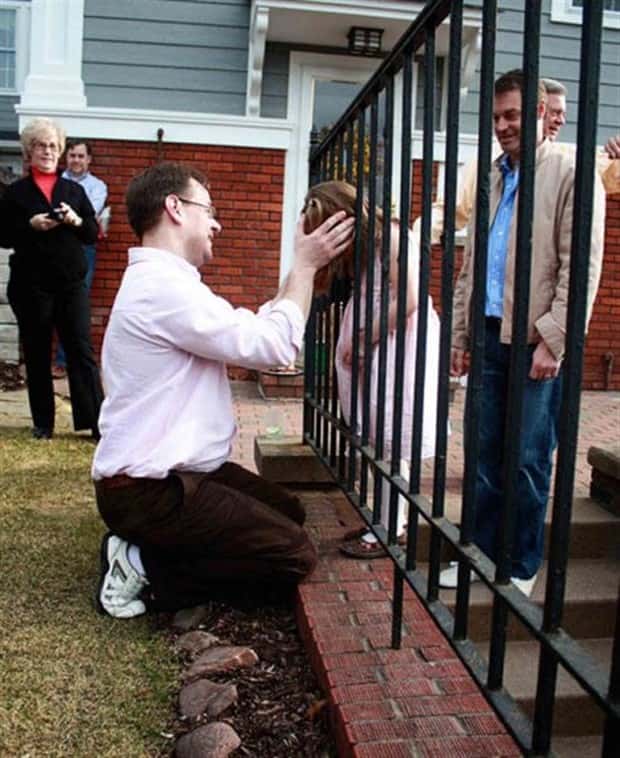 Kids Tend to Get Stuck Anywhere (31 photos)