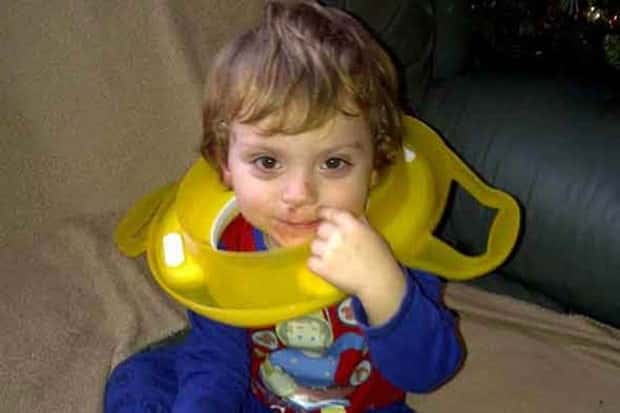 Kids Tend to Get Stuck Anywhere (31 photos)