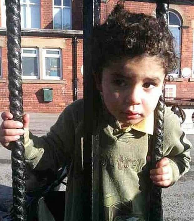 Kids Tend to Get Stuck Anywhere (31 photos)