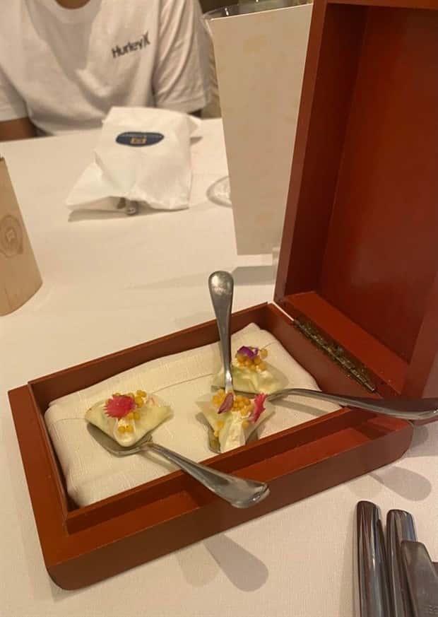 Very Strange Food Serving #30 (22 photos)