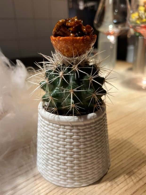 Very Strange Food Serving #30 (22 photos)