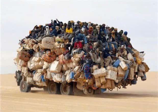 Overloaded Cars Driven With Pure Confidence (32 photos)