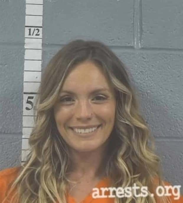 beautiful girls in mugshots 25 Beautiful Female Rebels In Police Mugshots (25 photos)