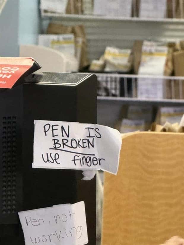 30 Confusing Signs That Are Actually Funny (30 photos)