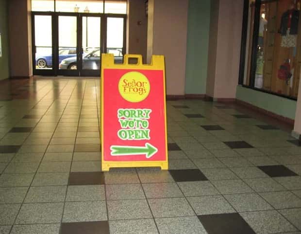 30 Confusing Signs That Are Actually Funny (30 photos)