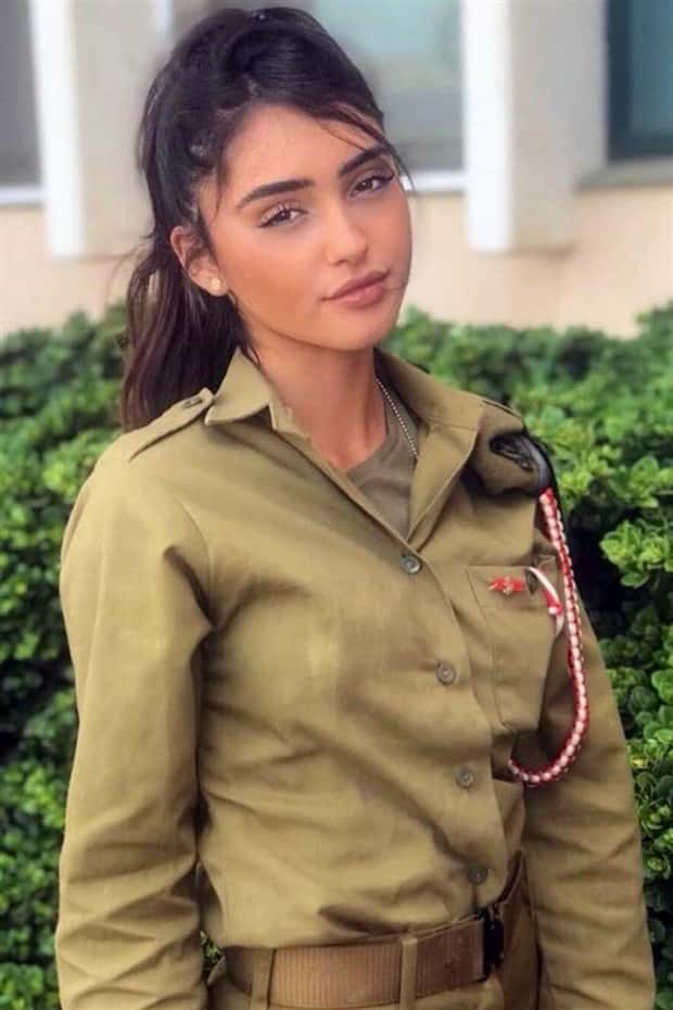 Israeli Army Girls Who Stand Out (20 photos)