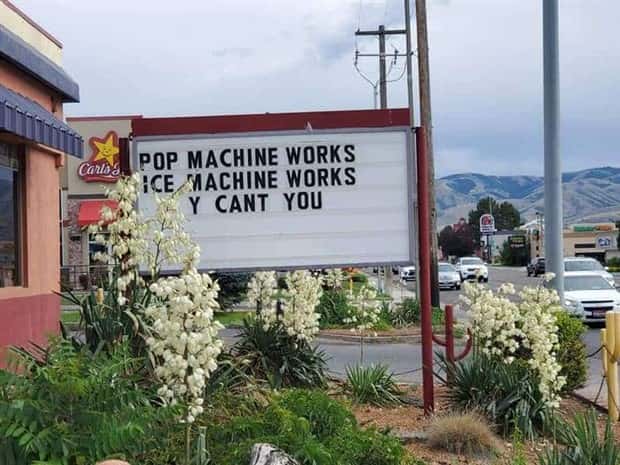 now hiring signs 24 These Fast Food Signs Are Pure Gold (25 photos)