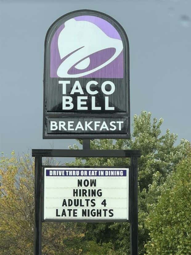 now hiring signs 3 These Fast Food Signs Are Pure Gold (25 photos)