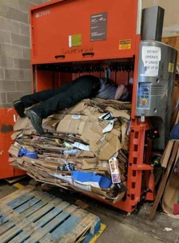 Ridiculous Safety Fails #28 (22 photos)
