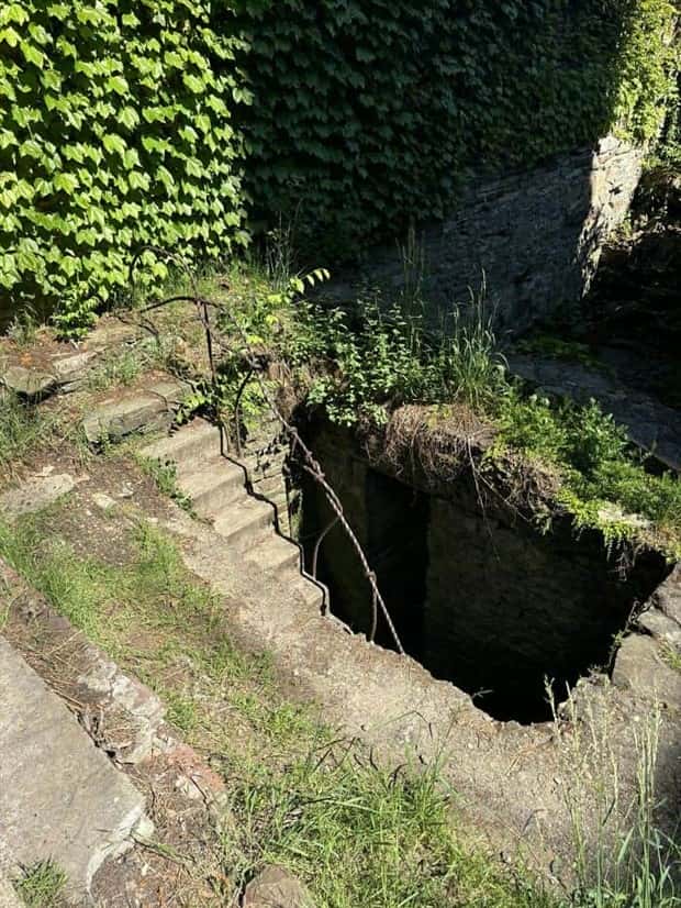 stair design fails 23 I Wonder Who Designed These Stairs (26 photos)