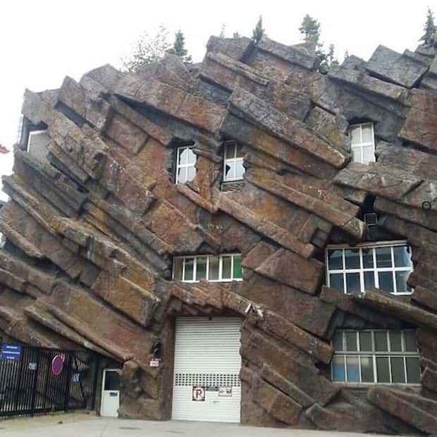 Ridiculously Strange Belgian Houses #12 (29 photos)