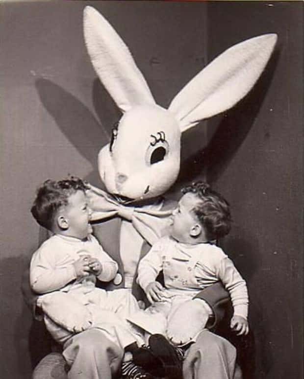 Unsettling Images Found In Hidden Attic (19 photos)