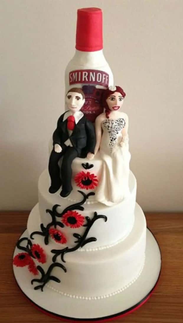 wedding cake fails 1 Wedding Cakes That Scream Divorce (17 photos)