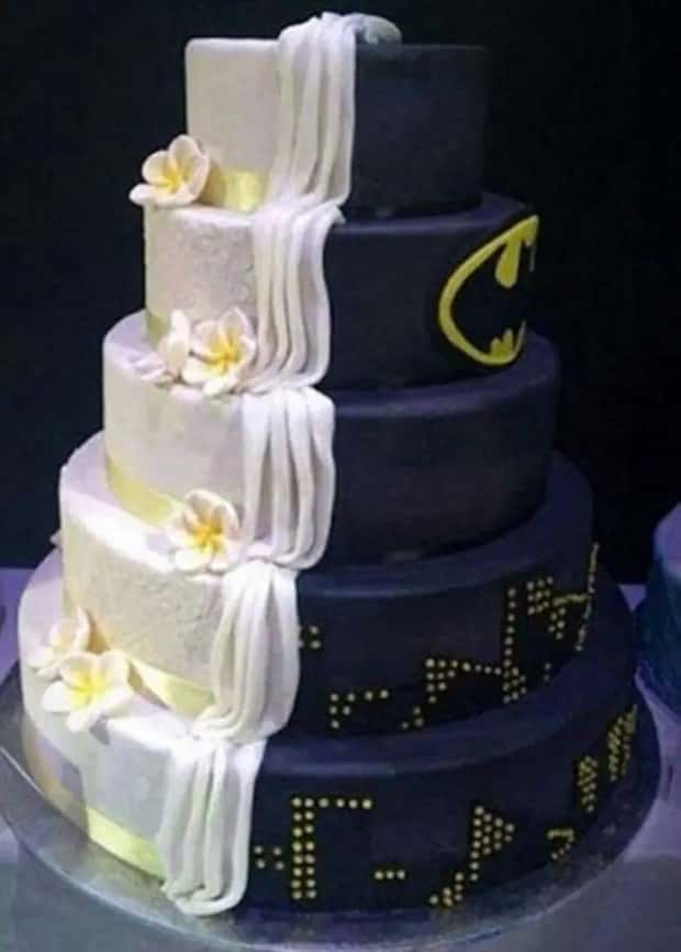 wedding cake fails 16 Wedding Cakes That Scream Divorce (17 photos)