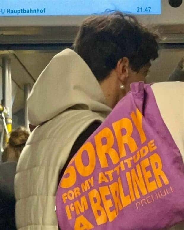 Crazy Daily Life Inside Berlins U Bahn (39 photos)