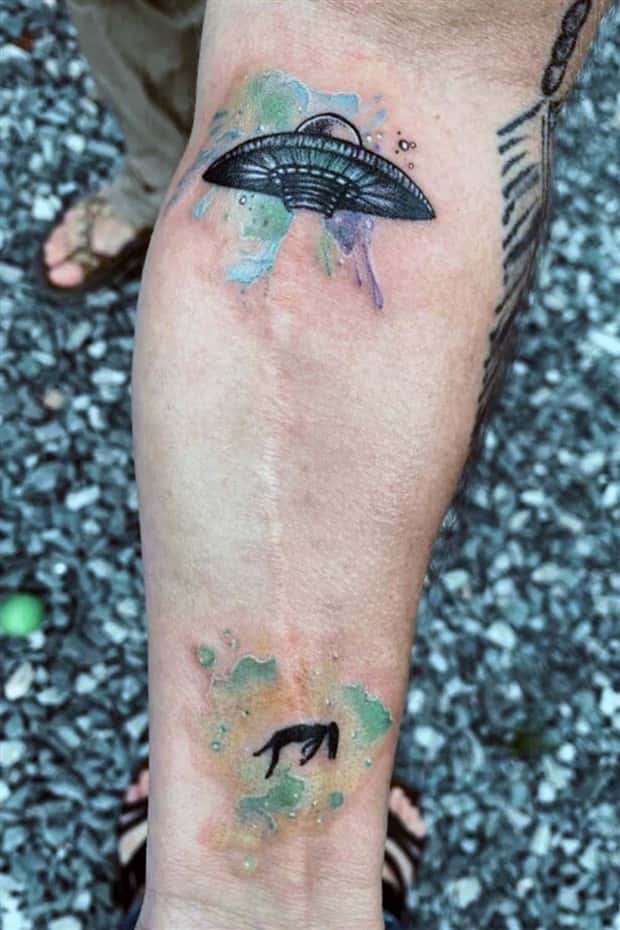 Creative Cover Ups for Scars and Failed Tattoos (23 photos)