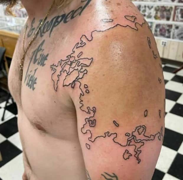 Creative Cover Ups for Scars and Failed Tattoos (23 photos)