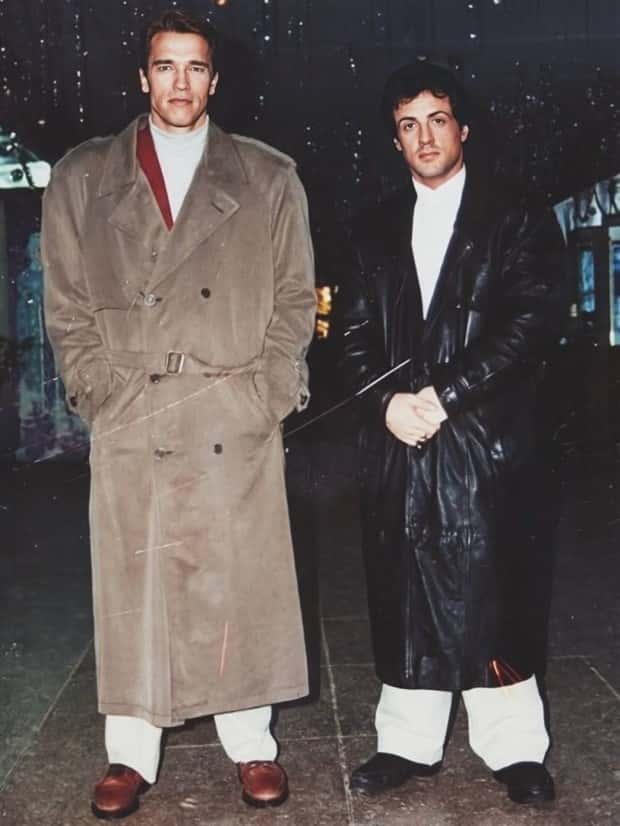 If Hollywood Stars Lived in 90s Russia (31 photos)