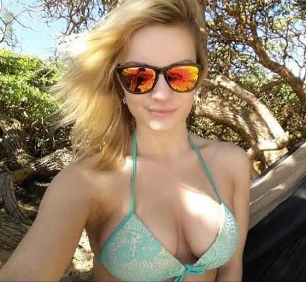 Hot Bikini Girls #77 (24 photos)