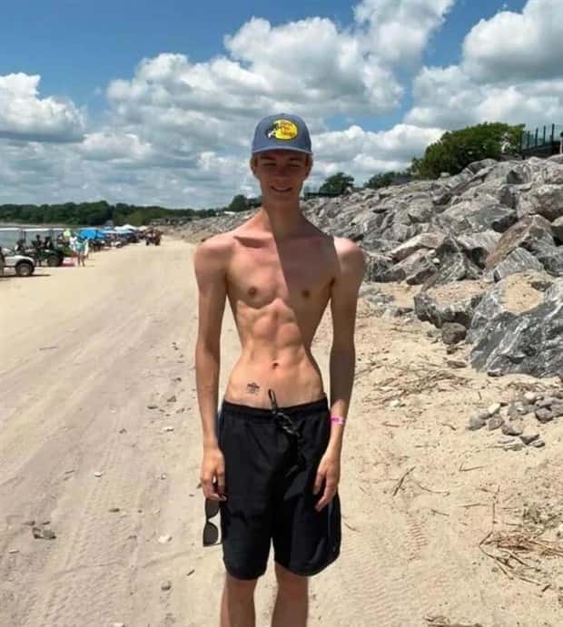 photo filter fails 14 25 Images That Editing Made Worse (25 photos)