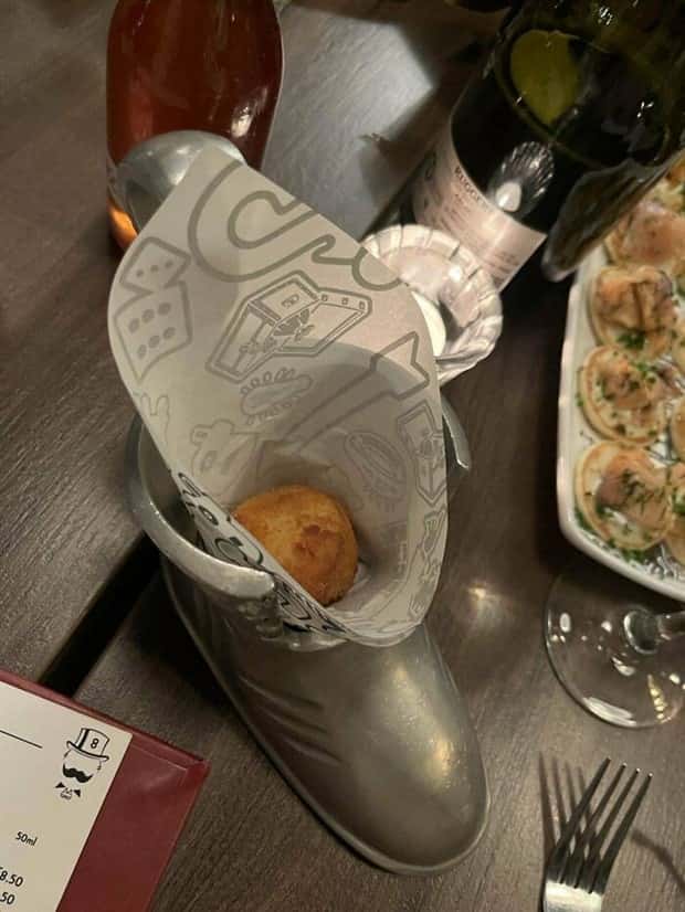 Very Strange Food Serving Ideas #31 (22 photos)