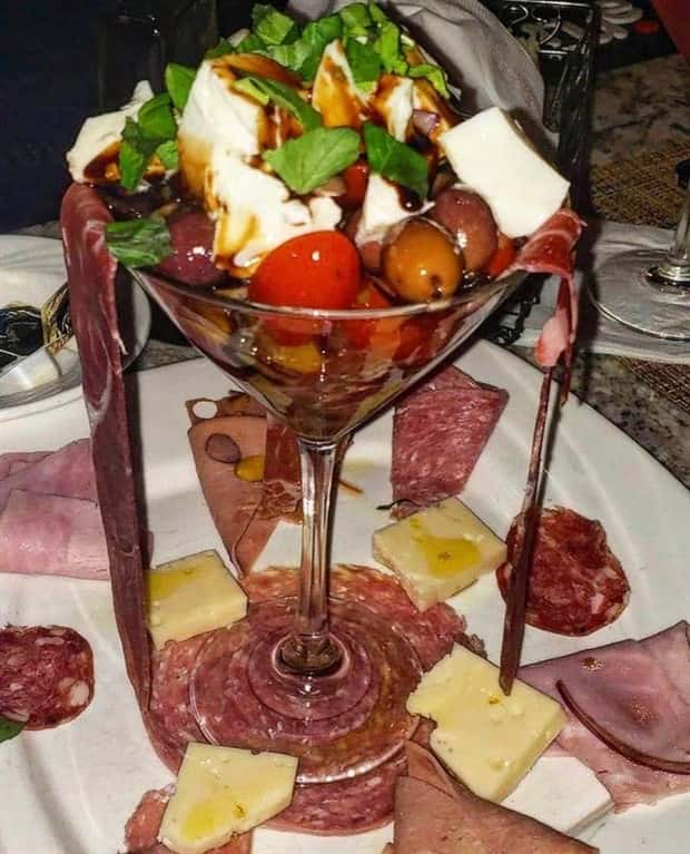 Very Strange Food Serving Ideas #31 (22 photos)