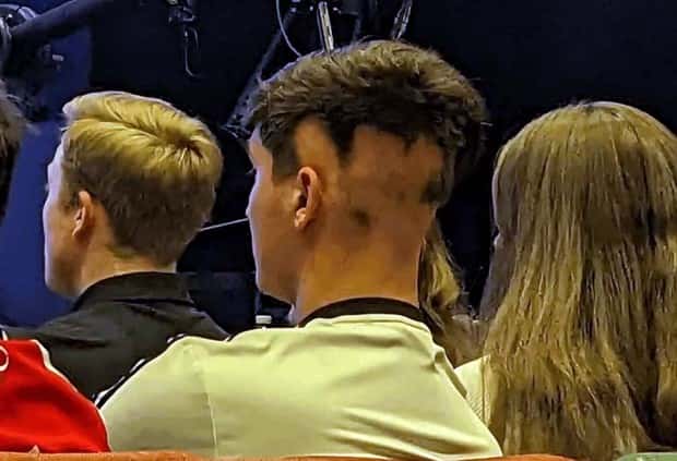 Strange Haircuts that Cannot Go Unnoticed #43 (22 photos)