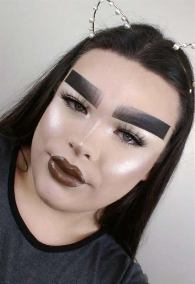 wild eyebrows 2 Wild Eyebrows That Will Make You Blink (27 photos)