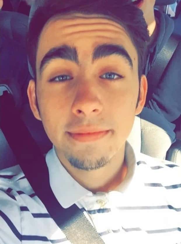 wild eyebrows 6 Wild Eyebrows That Will Make You Blink (27 photos)