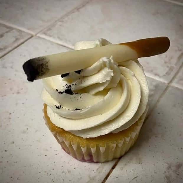 22 Images of Skill Paired With Questionable Taste (22 photos)