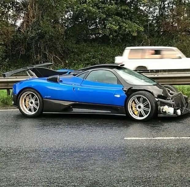 Smashed Supercars Every Driver Hates Seeing (25 photos)