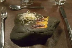 Very Strange Food Serving Ideas #32 (23 photos)
