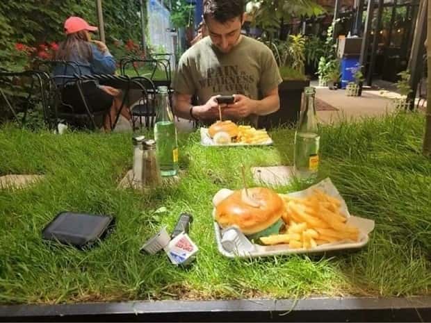 Very Strange Food Serving Ideas #32 (23 photos)