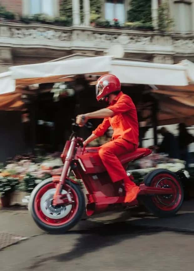 DAB 1a Electric Bike Built For Display (8 photos)