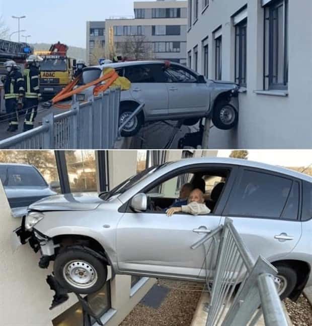 Insane Driving Fails #28 (23 photos)