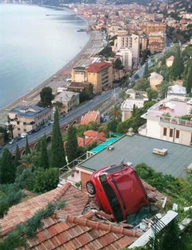 Insane Driving Fails #28 (23 photos)