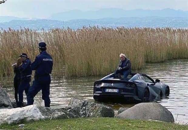 Insane Driving Fails #28 (23 photos)