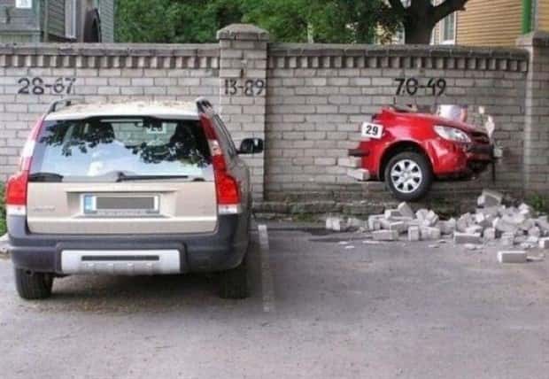 Insane Driving Fails #28 (23 photos)