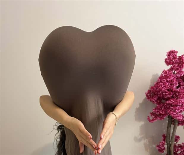 Ever Heard of the Heart Butt Challenge? (17 photos)