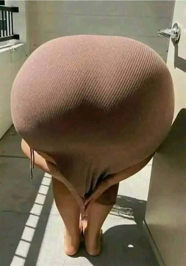 Ever Heard of the Heart Butt Challenge? (17 photos)