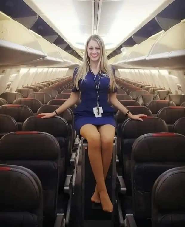 Charming Flight Attendants Slaying The Skies (24 photos)