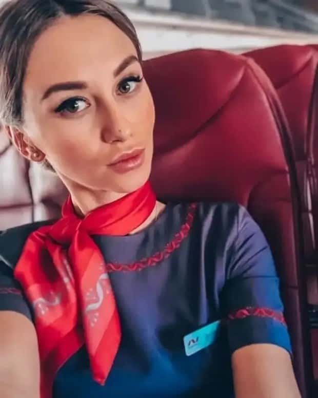 Charming Flight Attendants Slaying The Skies (24 photos)