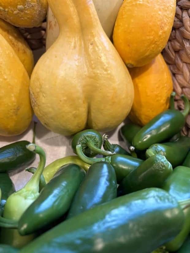 Sexually Suggestive Foods Want Attention (22 photos)