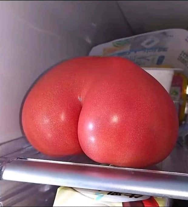 Sexually Suggestive Foods Want Attention (22 photos)